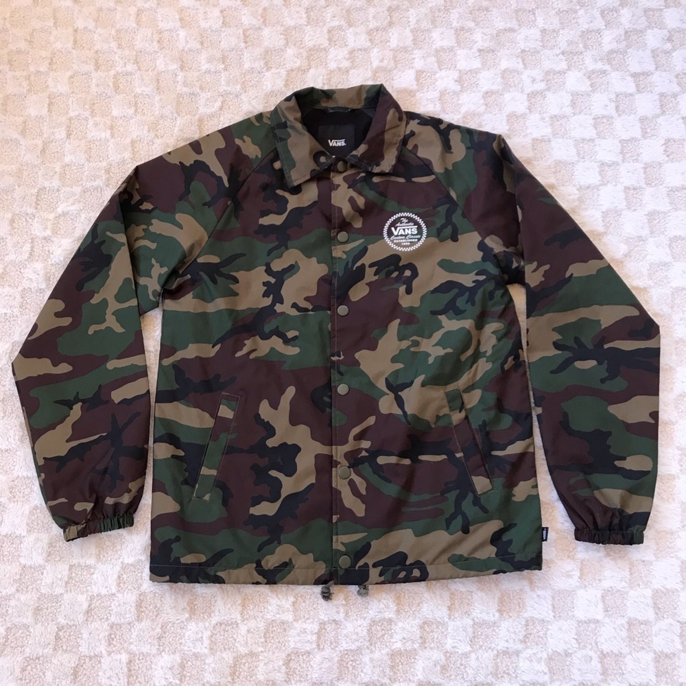 Vans Men’s Camo Windbreaker Buttondown Jacket